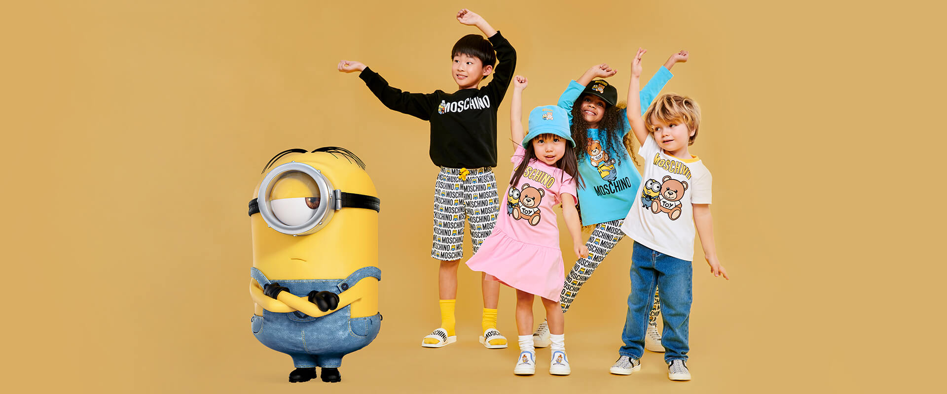 https://www.universalproductsexperiences.com/storage/minions-x-moschino-capsule-collection-desktop-624b904131f62.jpg