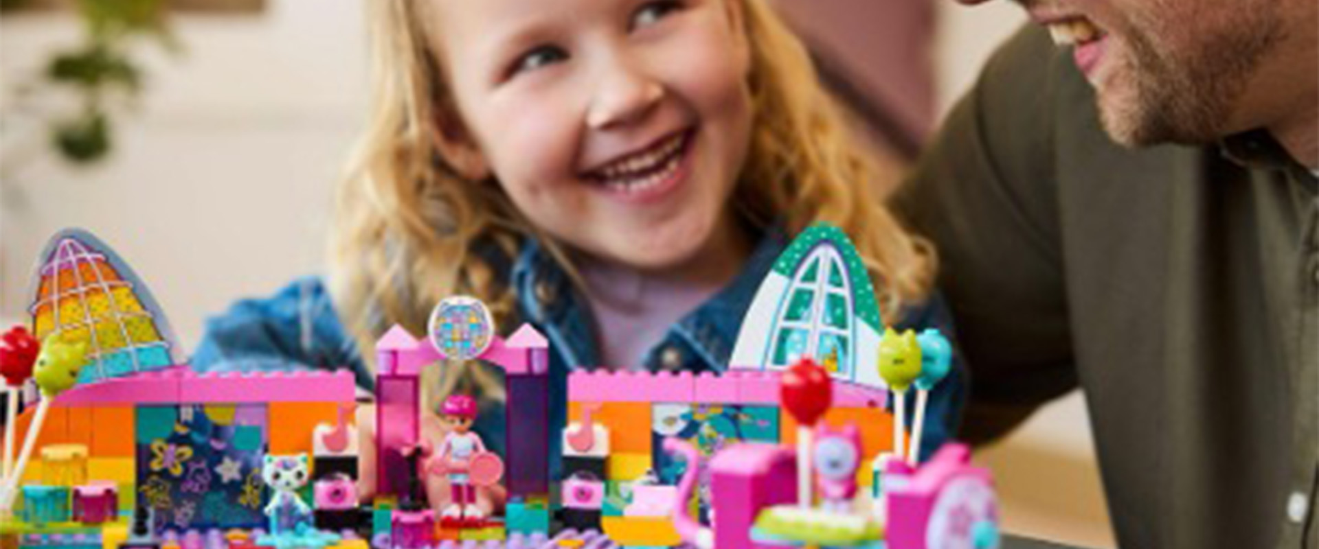 https://www.universalproductsexperiences.com/storage/news-gabbysdollhouse-lego-desktop-66bf855b31102.jpg