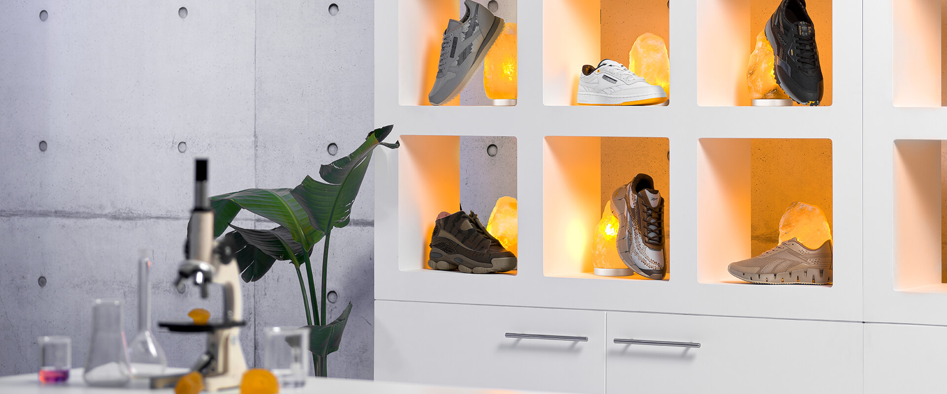 https://www.universalproductsexperiences.com/storage/reebok-desktop-6323c073828ab.jpg